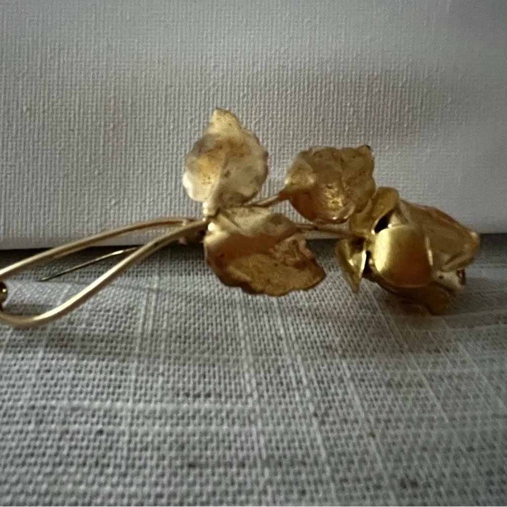 Gold large Rose Brooch made in Austria Vintage
